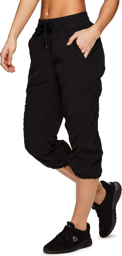 Active Women'S Stretch Woven Lightweight Body Skimming Drawstring Capri Pant Black S21 XS